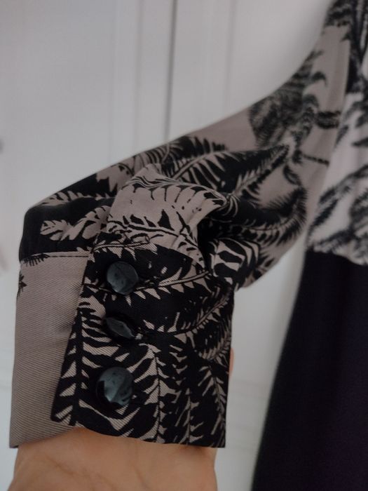 Sukienka elegancka Pretty One 42