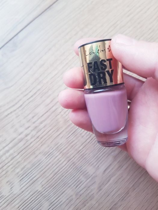 Nowy lakier do paznokci marki Lovely 8ml
