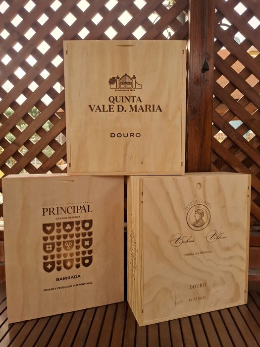 Caixas vinho madeira 3 garrafas c/tampa
