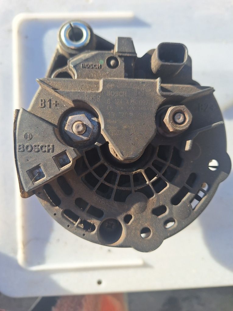 Opel Astra Vectra Signum Zafira Saab 1.9cdti alternator bosch