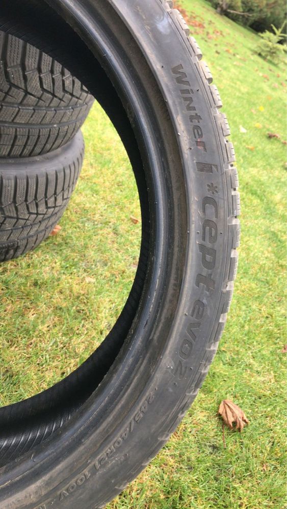 Резина зимова Hankook winter I cept evo2 - 245/40 R21