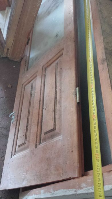 Двері дерев'яні вхідні 110см*210см, і 72см*214см