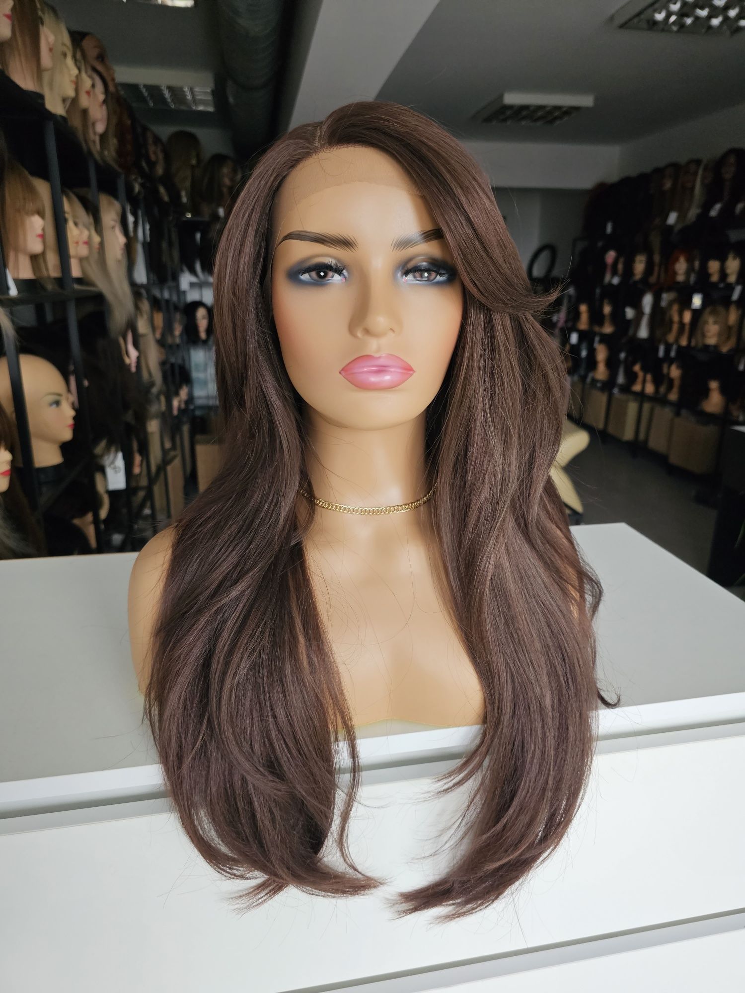 Długa lekka peruka premium naturalny brąz lace front Livia naturalny