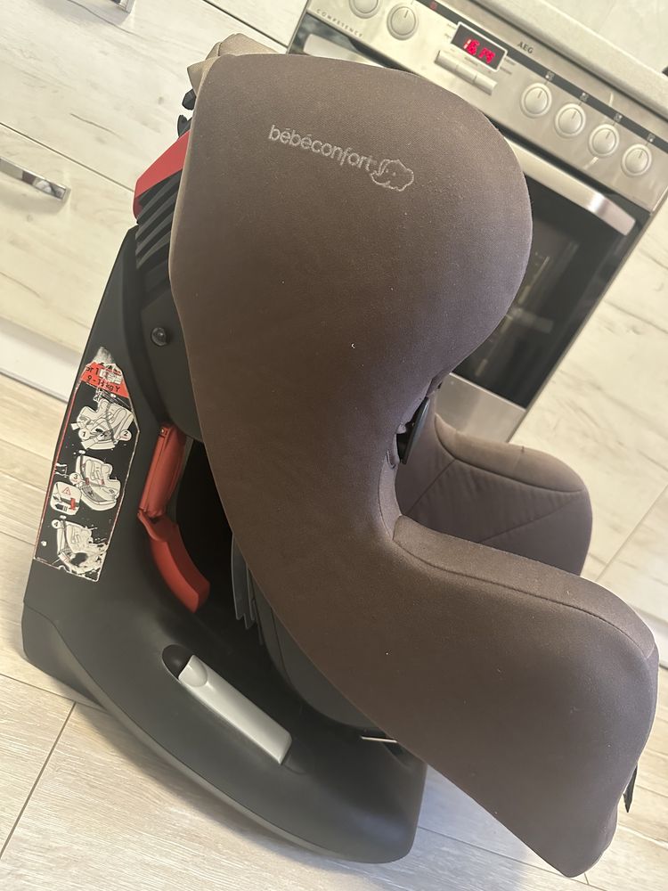 Автокрісло Bebe Confort Iseos Neo