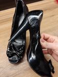 Buty lakierowane z kokardami, skóra naturalna, rozmiar 35