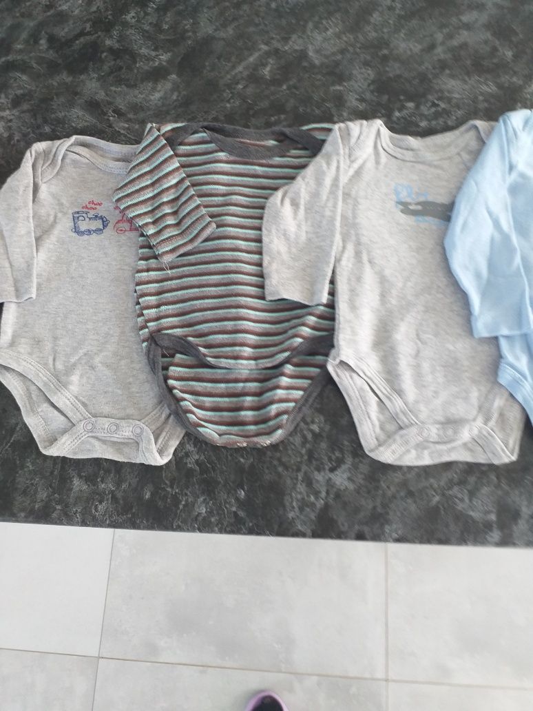 Body niemowlęce roz.56