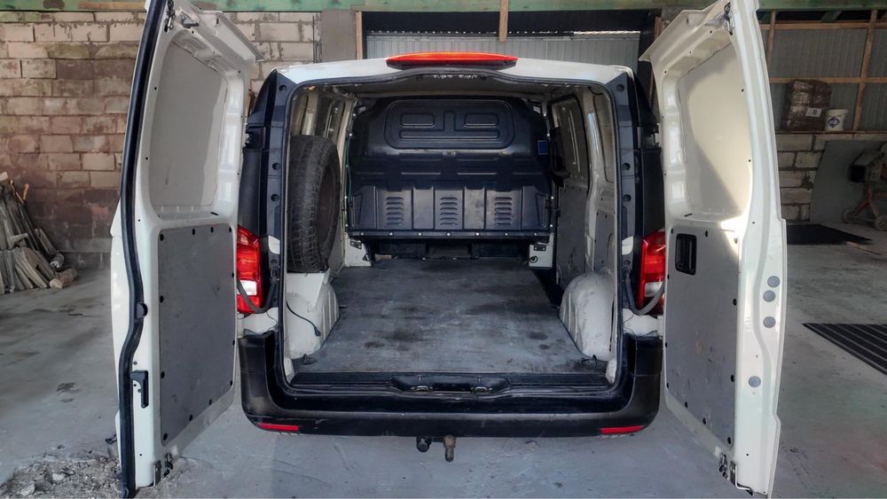 Sprzedam Vito 447