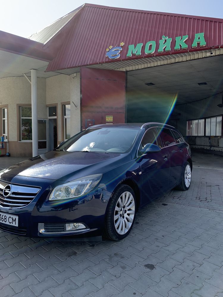 Opel Insignia 2011