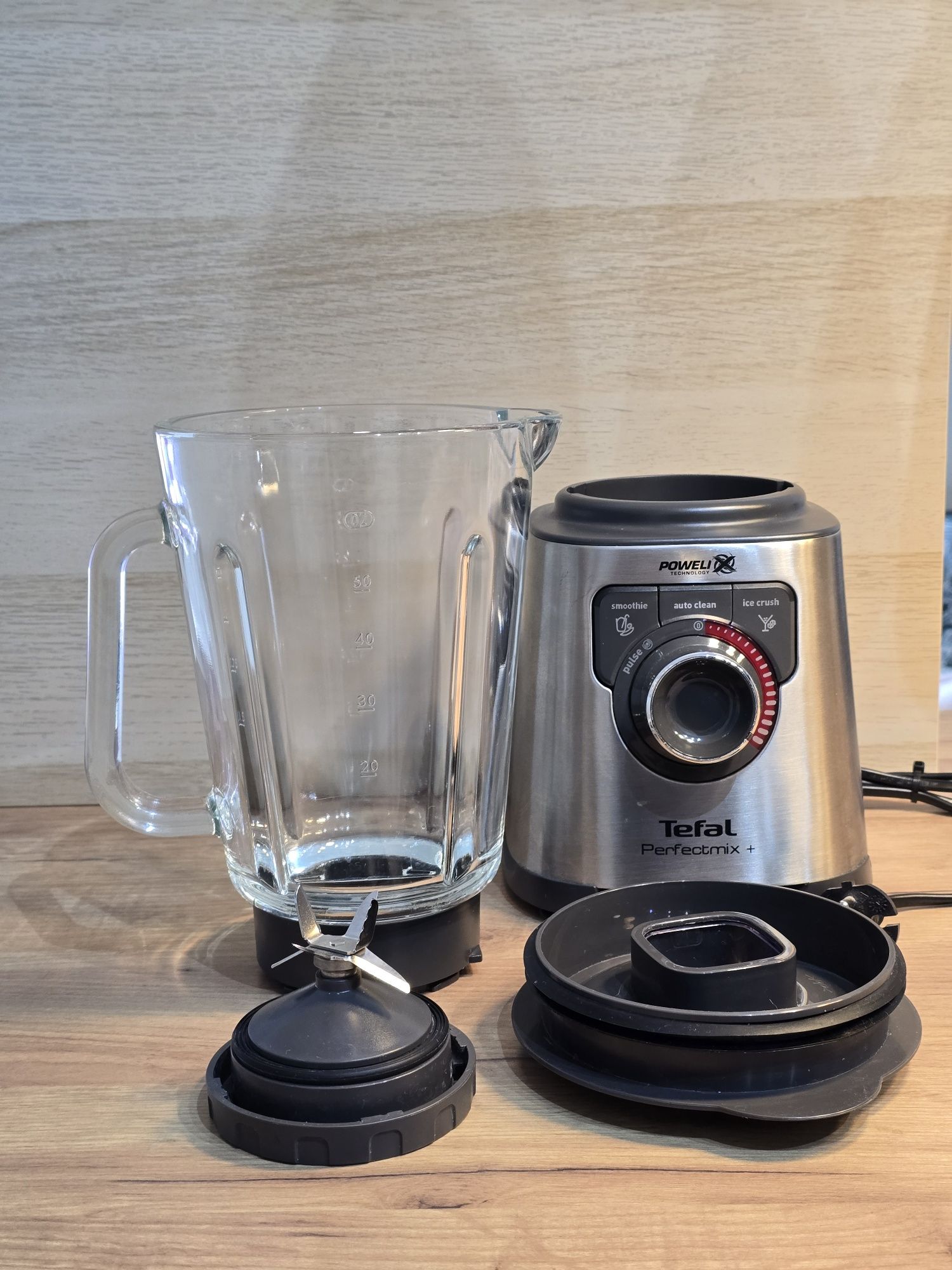 Blender kielichowy Tefal Perfectmix+ BL871D 1200W – mocny i niezawodny