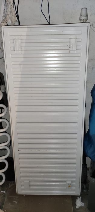 Grzejnik pokojowy stalowo-panelowy