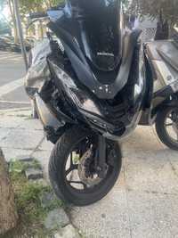 Honda Pcx 125 acidentada