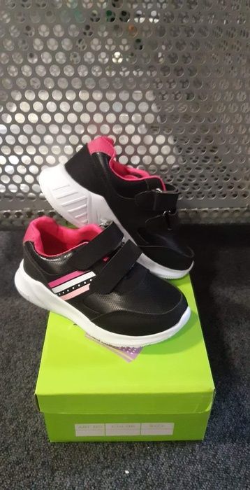 R. 26 Buty sportowe dla dziewczynki nowe na rzepy adidasy 16 cm