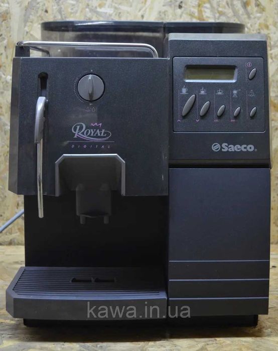 Кофемашина  Saeco Royal digital