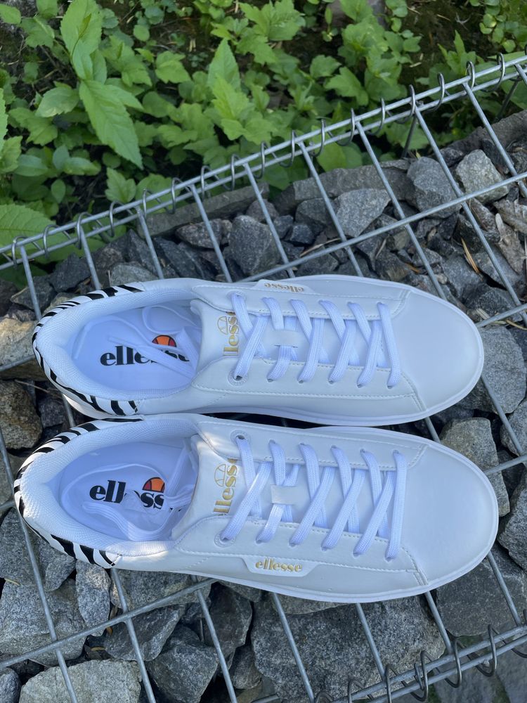 Жіночі кросівки Ellesse оригінал нові класичні розпродаж еліс кеди