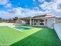 Moradia T3 Com Piscina