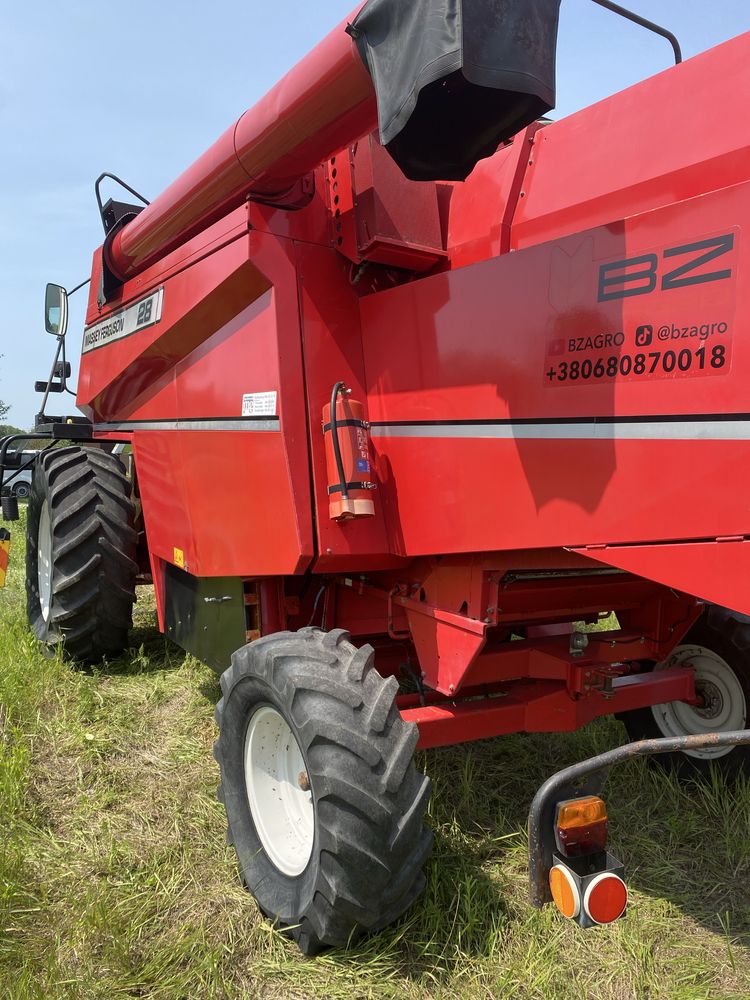 Комбайн зернозбиралний MASSEY FERGUSON 28/SAMPO 2075