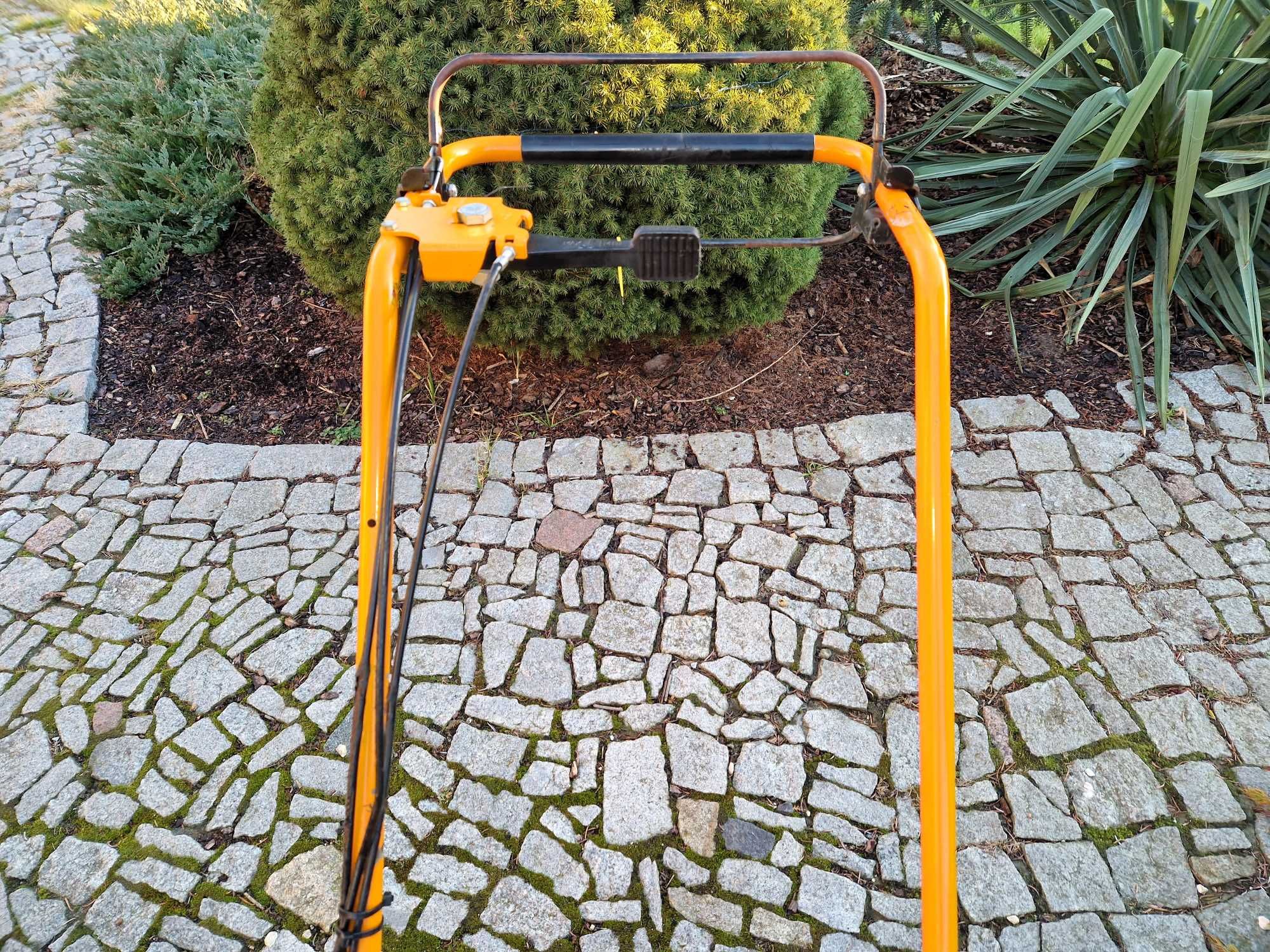 Kosiarka spalinowa AS PROCLIP 4 TA 6KM B&S mieląca trawę!