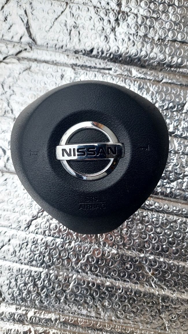 Подушка безпеки Nissan leaf 2