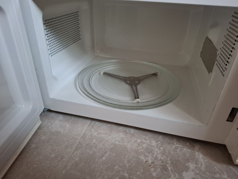 Mikrofalówka Amika AMGF