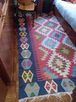 (VENDIDO) Grande tapete Kilim