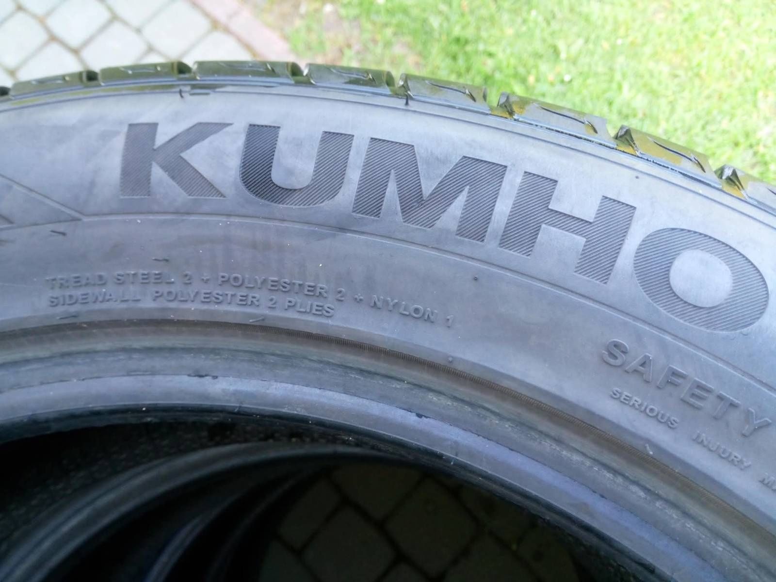 KUMHO CRUGEN Premium 225/55 99H R19 komplet opon letnich