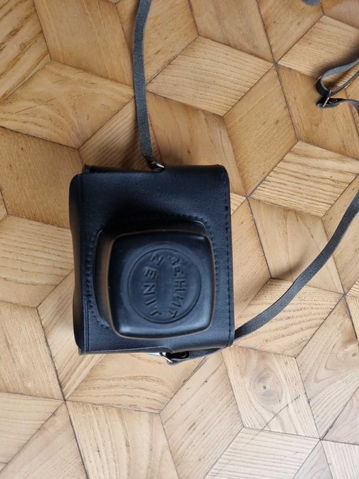 Zenit ET  fabrycznie nowy  aparat analogowy plus etui