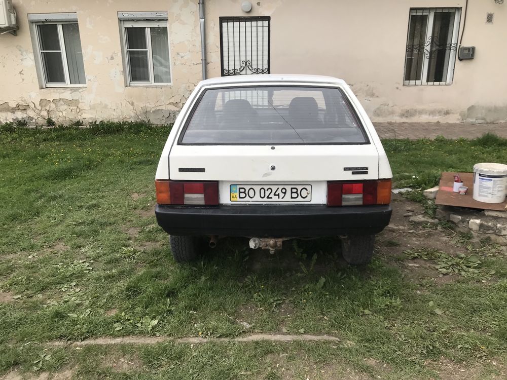Автомобіль ВАЗ 2109