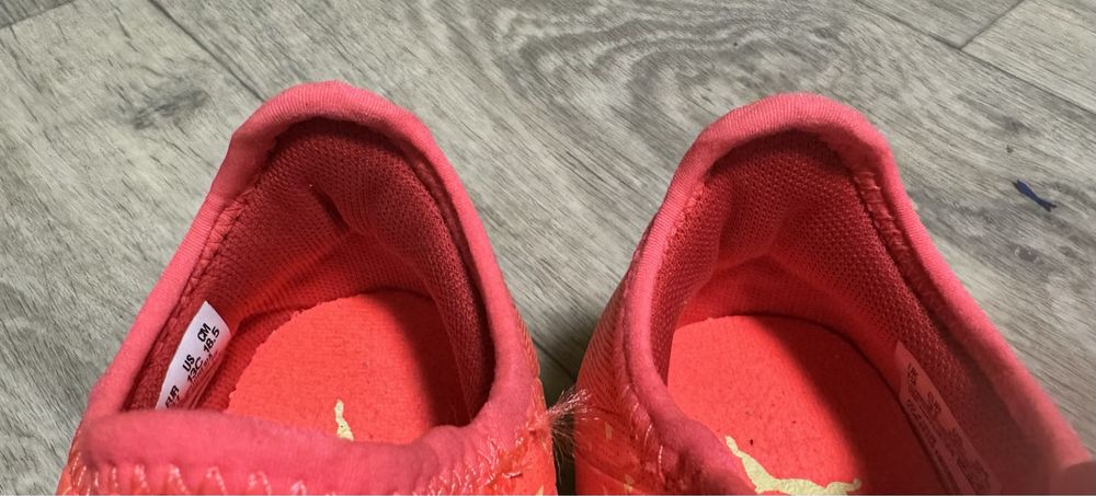 Футзалки (бампи) Puma Future Z 4.4 IT V Junior, р. 31.