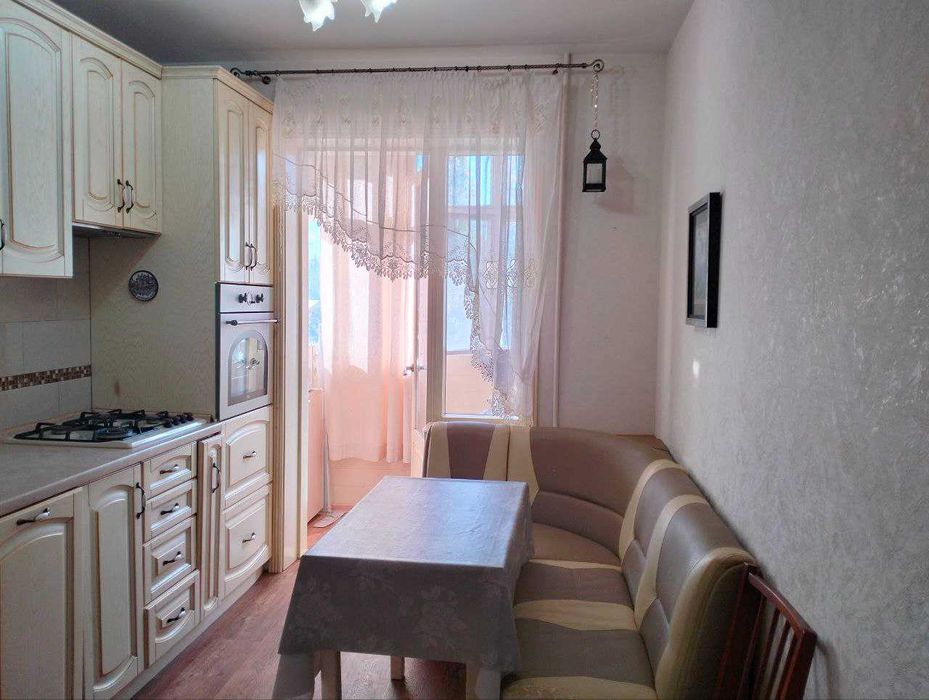 продам 3х ком квартиру на Крымской