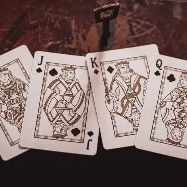 Baralhos de Cartas Bicycle Jacquard, Cypher e Verbena