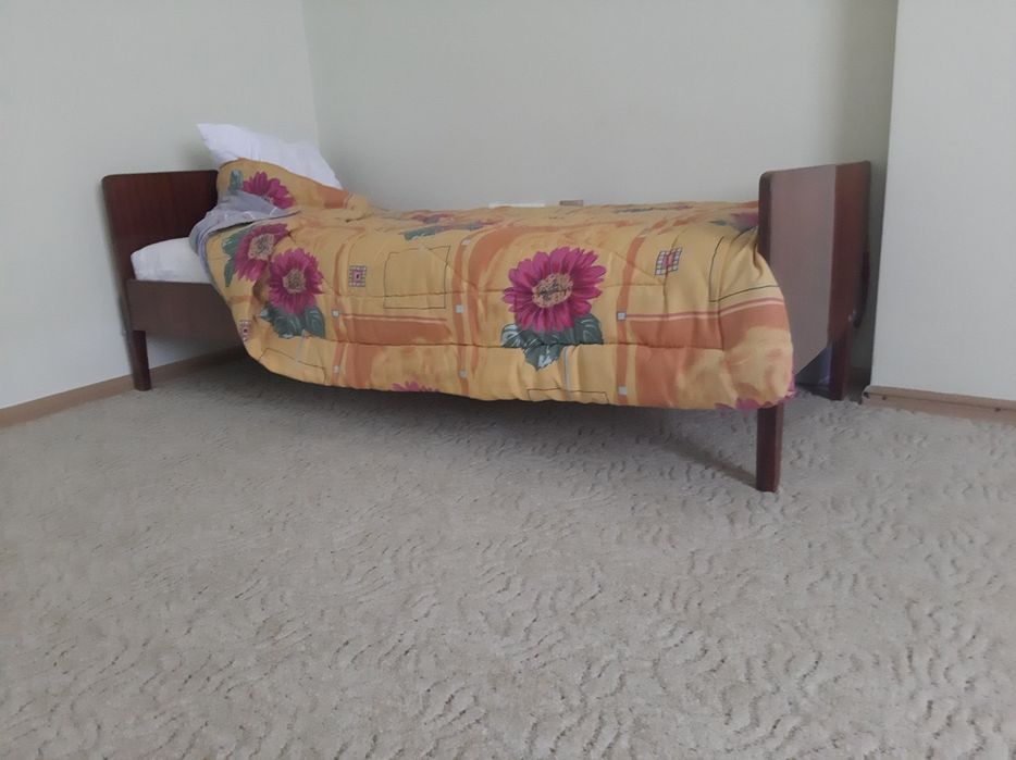 Ліжко односпальне