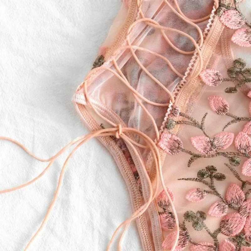 Body Sensual Renda Transparente com Flores