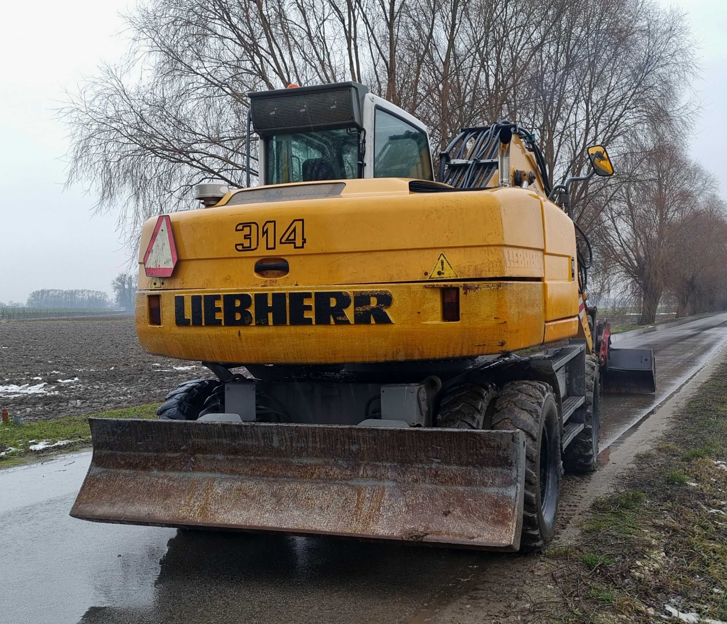 Liebherr 2007r kołówka zamiana