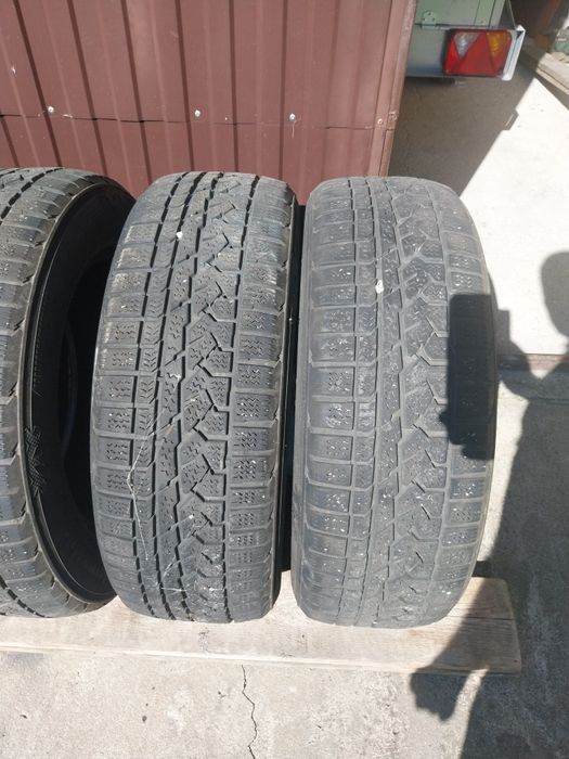 Opony zimowe 225/ 65 /17