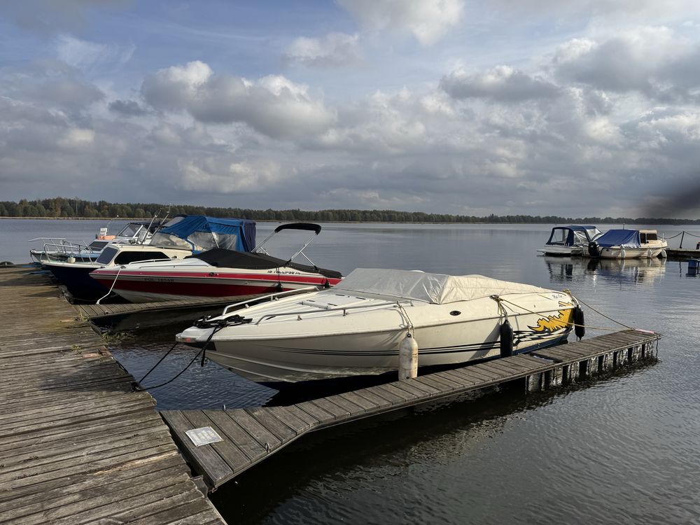 Łódź motorowa, motorówka 22stopy Honda zaburtowy, 6-7 osobowa Zegrze