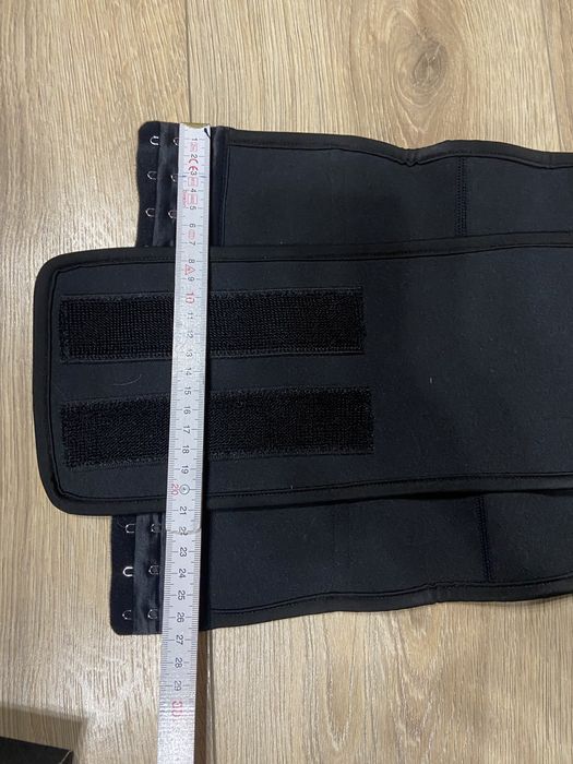 Gorset fitness pas neoprenowy na silownie