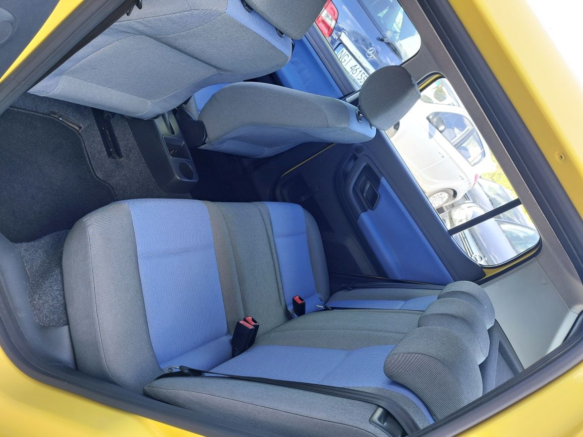 Ładna SKODA FABIA * Unikatowy KANAREK * Benzyna * 2010 rok *