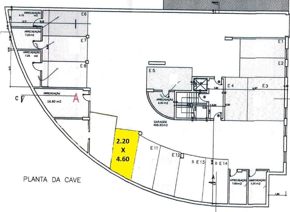 Espaço de estacionamento em Garagem com 2.2 x 4.6