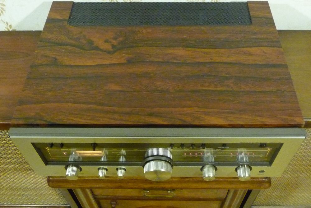 Винтажный ресивер - Legendary Audio Classics =LUXMAN model: R-1040=