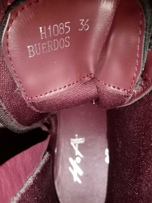 жіночі чобітки 36 нові привезені з закордону