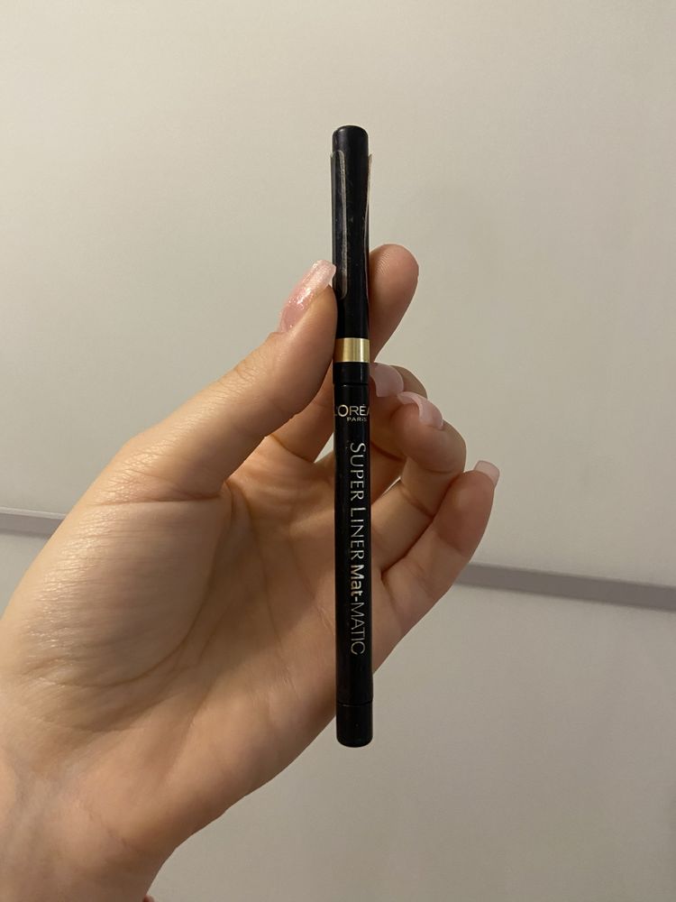 Kredka do oczu eyeliner loreal paris