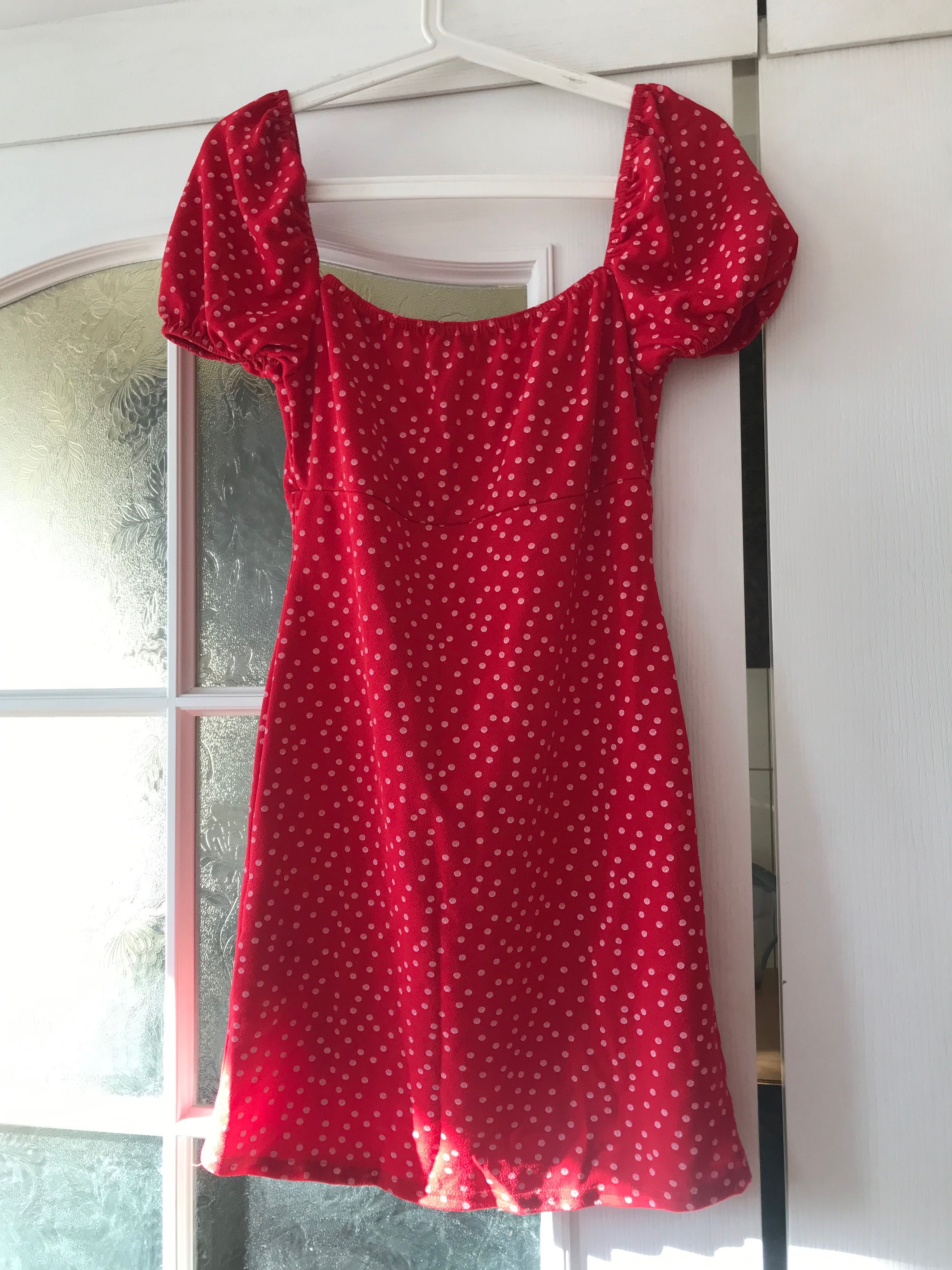 Sukienka czerwona w grochy mini missquided S 36