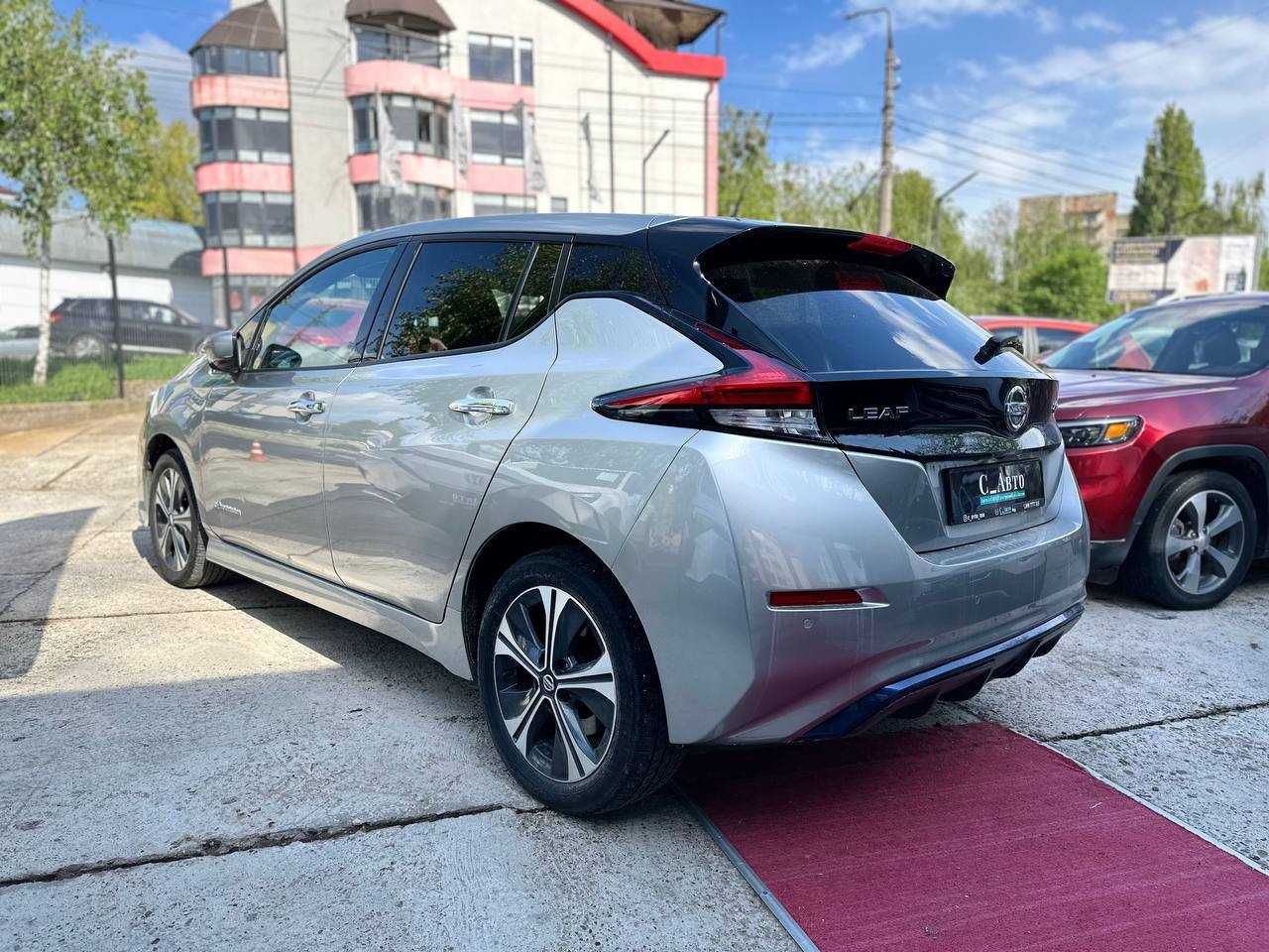 Nissan Leaf купити за 340 дол/міс