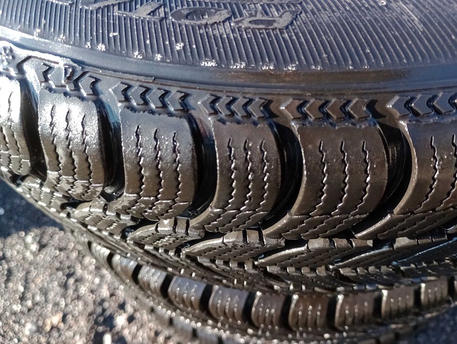 Koła opony zimowe DĘBICA FRIGO 175/65/R14 + felgi 14" RENAULT MEGANE I