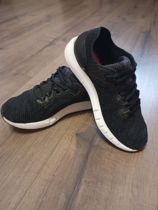 Кросівки 37.5 р 23.5 см under armour ua hovr sonic