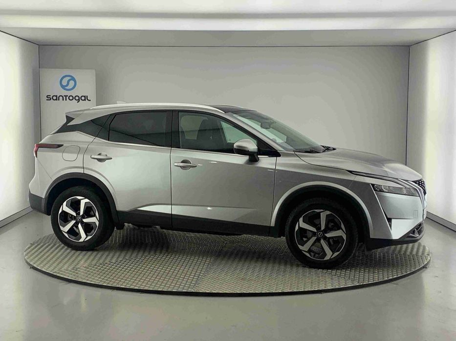 Nissan Qashqai 1.3 DIG-T N-Connecta LED+SKY