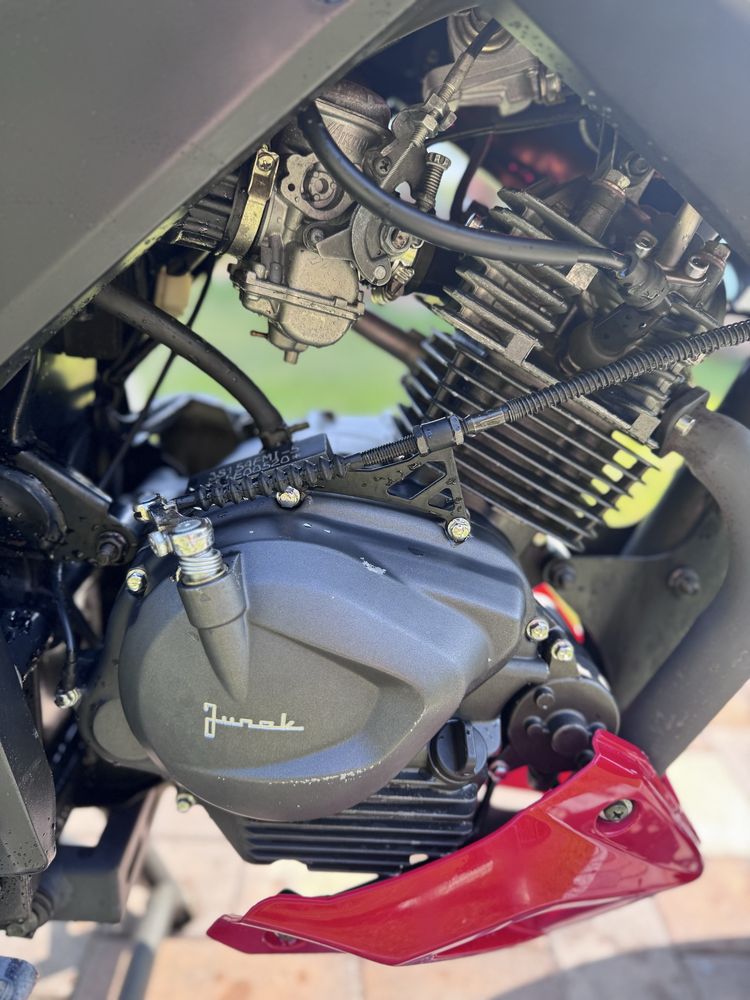 Motocykl Junak RS125