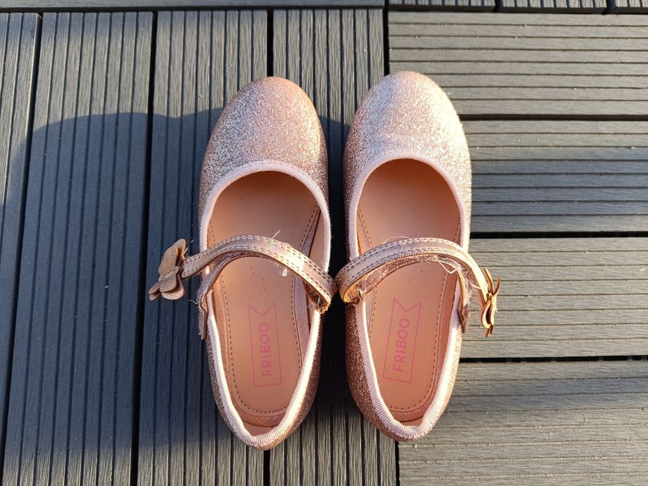 Balerinki brokatowe rozmiar 30