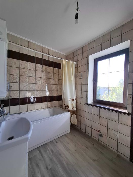 Продам будинок в якому живе любов.