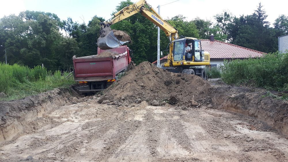 Usługi koparka, koparko-ładowarka, prace ziemne, wykopy, rozbiórki.
